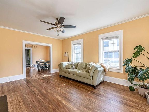 3rd image of 201 E 10th St E