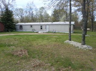 3286 Chippewa Rd, Oscoda, MI 48750