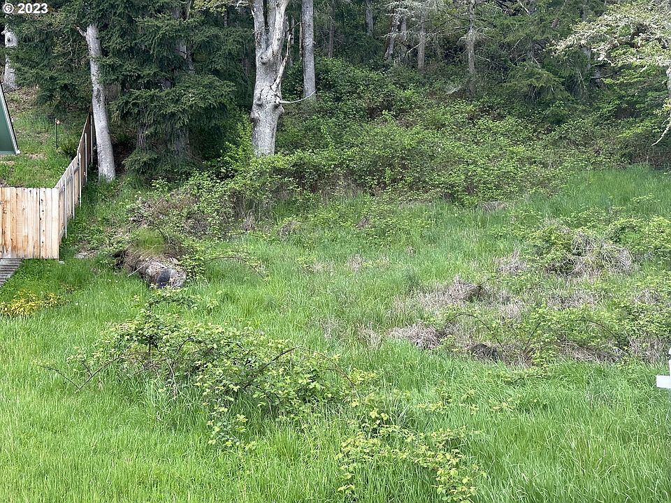 2nd image of Kalapuya Way Lot 18