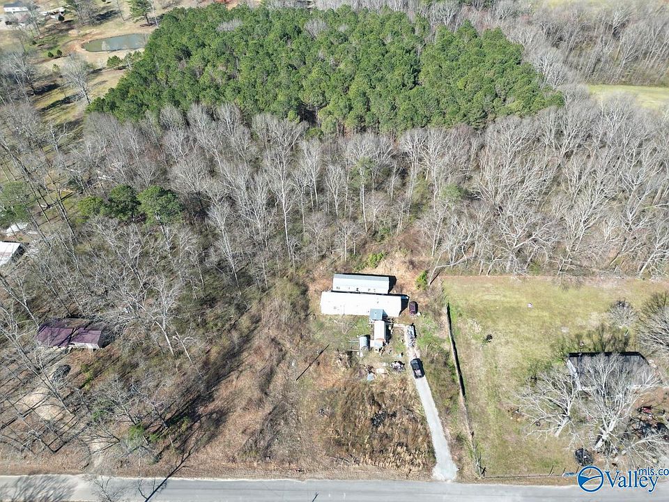 2nd image of 330 Blankenship Rd