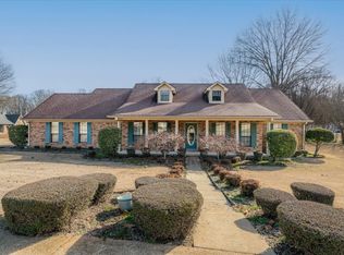 6922 Blue Hills St, Millington, TN 38053