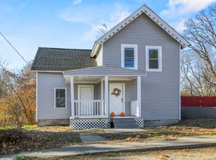14 Solon St, Greenfield, MA 01301