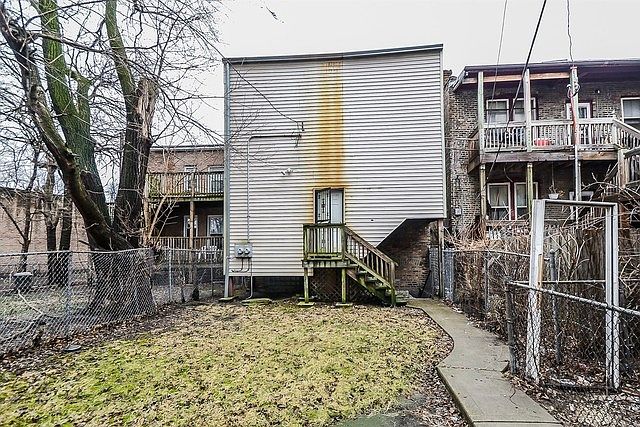 2nd image of 7305 S Perry Ave
