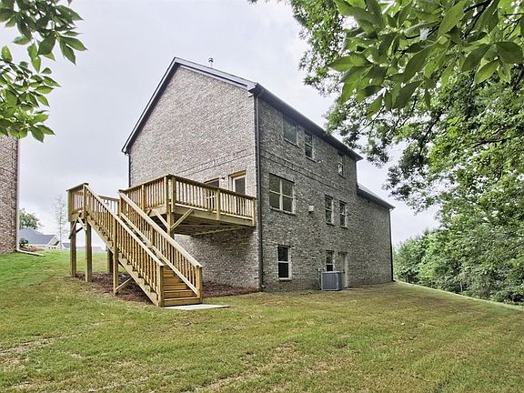 4th image of 665 Vendella Cir