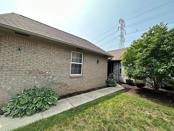 2nd image of 22841 Woodcreek Dr