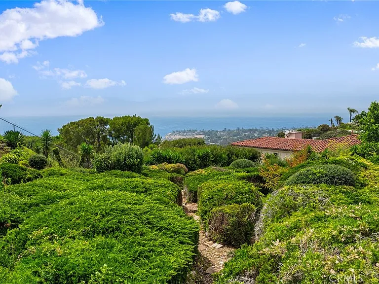 7117 Avenida Altisima — Photo 41