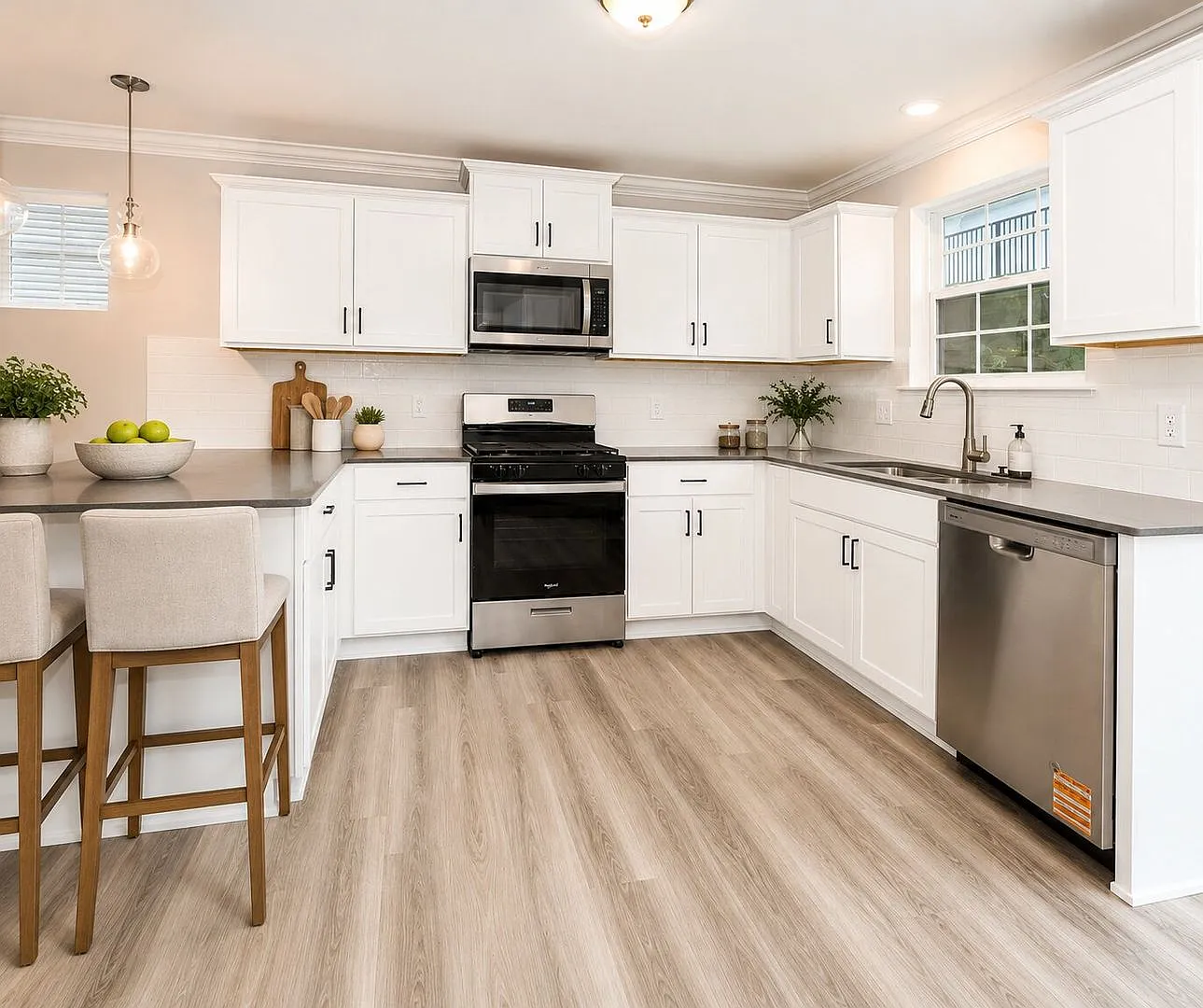 3-Bedroom Townhome with Patio in Greensboro — Photo 4