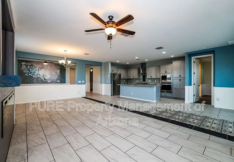 22555 N Diamond Dr — Photo 4