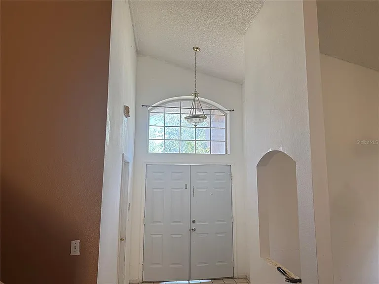 2231 Blue Sapphire Cir — Photo 7