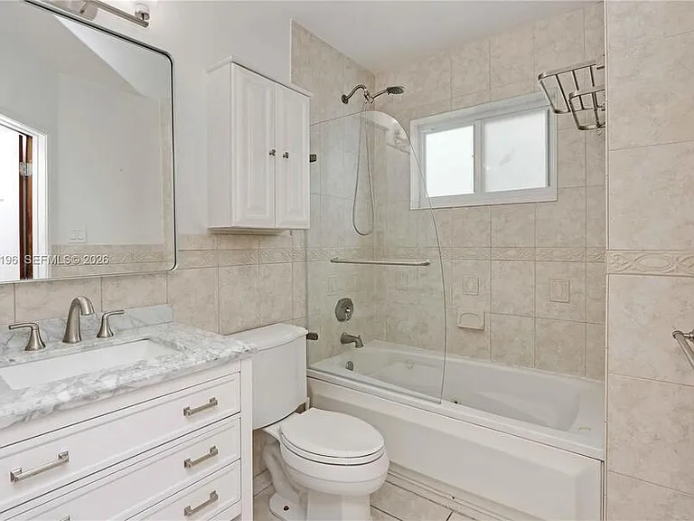 221 Camilo Ave — Photo 12