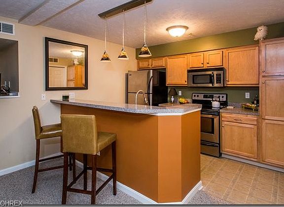 3rd image of 23004 Chandlers Ln #4-108
