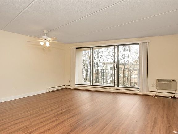 3rd image of 1155 Warburton Ave APT 5C