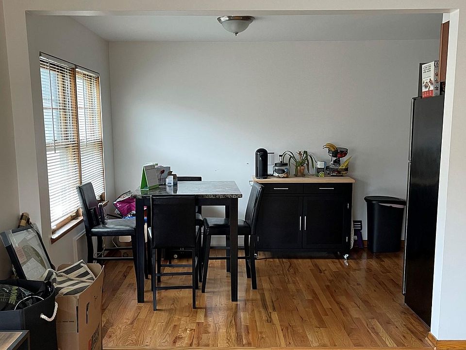 1st image of 4250 W Lawrence Ave #3W