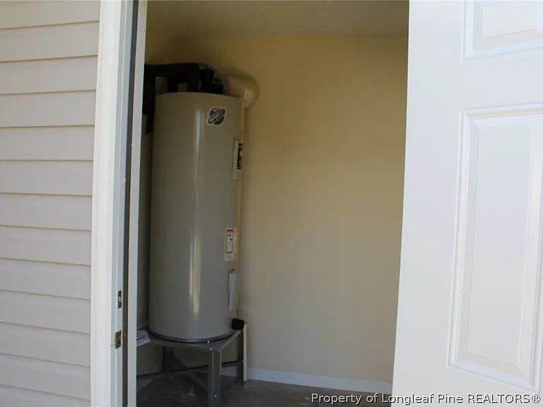 2384 7th Street Rd #B — Photo 11