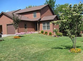 100 Broxbourne Dr, Fairport, NY 14450