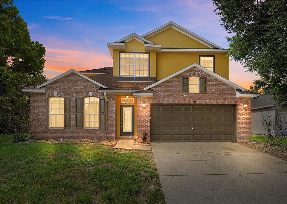 1st image of 223 LARGOVISTA DR.