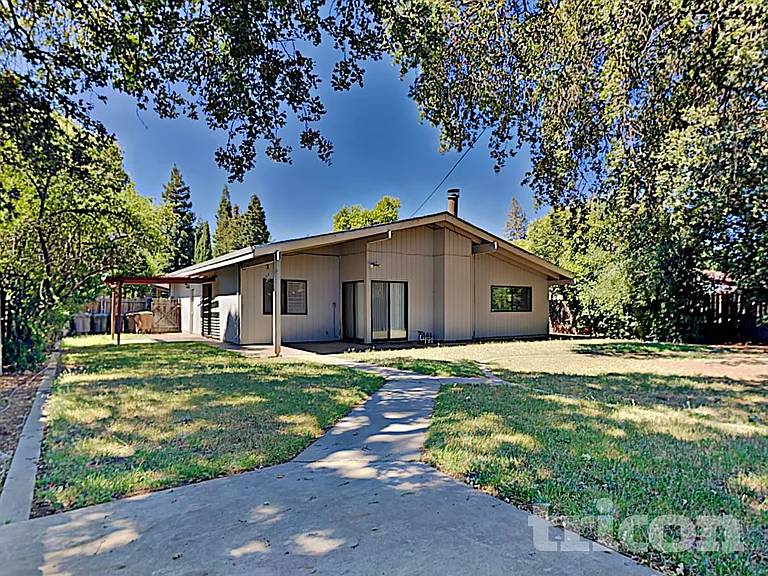 8827 Kelsey Dr — Photo 13