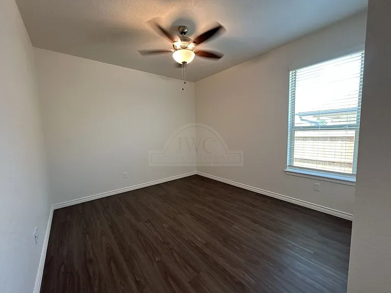 5110 Rose Garden Loop — Photo 17