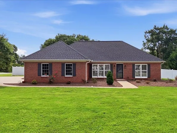 233 Summerfield Rd, Moore, SC 29369