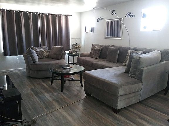3rd image of 1540 Salerno Dr