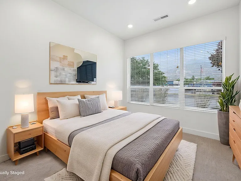 Wasatch View Apartments — Photo 45
