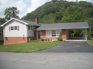 110 Hatfield Dr, Elizabethton, TN 37643
