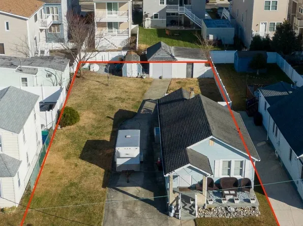119 N Madison Ave, Margate, NJ 08402