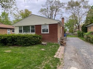 563 Sumac Rd, Highland Park, IL 60035