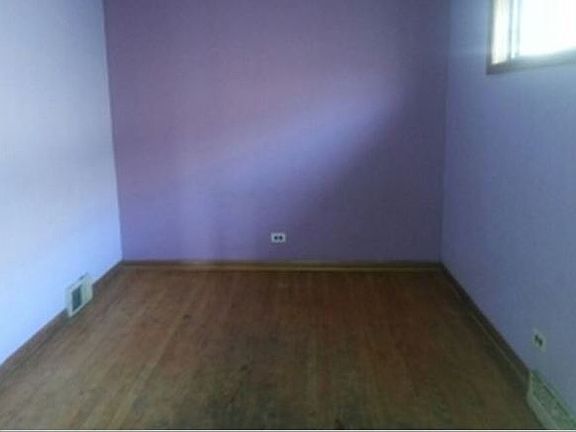 3rd image of 2117 N Lawler Ave