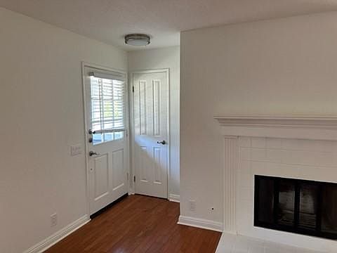 4th image of 3 Clover Ln