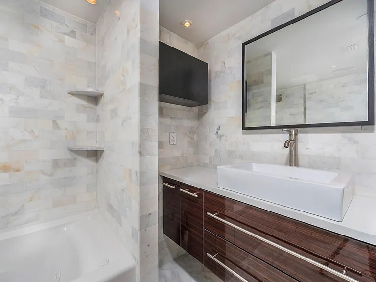 400 S Pointe Dr #307 — Photo 28