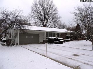 5132 Dogwood Trl, Lyndhurst, OH