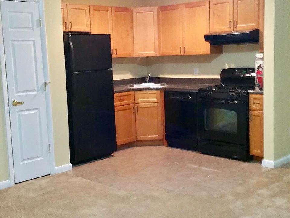 1st image of 12608 172nd St #2