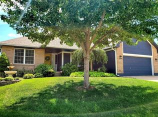 1205 NW Sawgrass Dr, Grain Valley, MO 64029