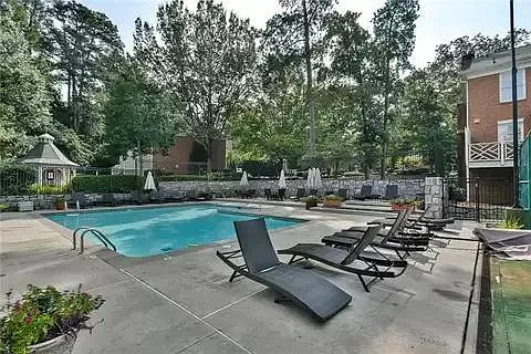 61 Mount Vernon Cir — Photo 25