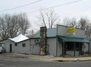 829 N Michigan Ave, Hastings, MI