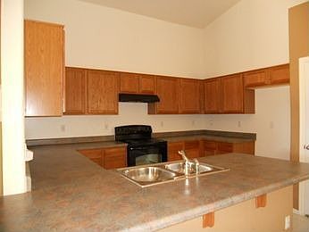 3rd image of 45645 W Rainbow Dr