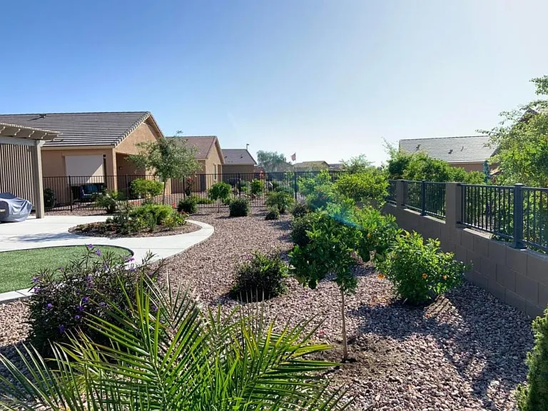 22407 W Morning Glory St — Photo 32