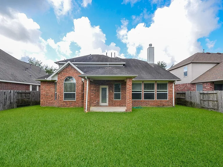 5218 Lacey Oak Meadow Dr — Photo 40