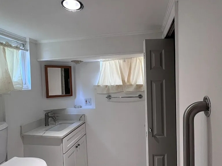 6113 Arbor St — Photo 29