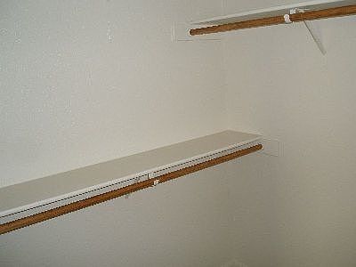3rd image of 926 Rosewood Dr APT B
