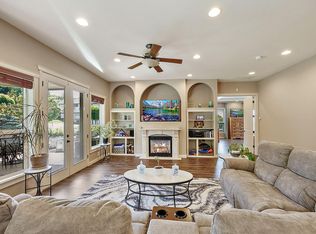 4606 Hathaway Dr, Medford, OR