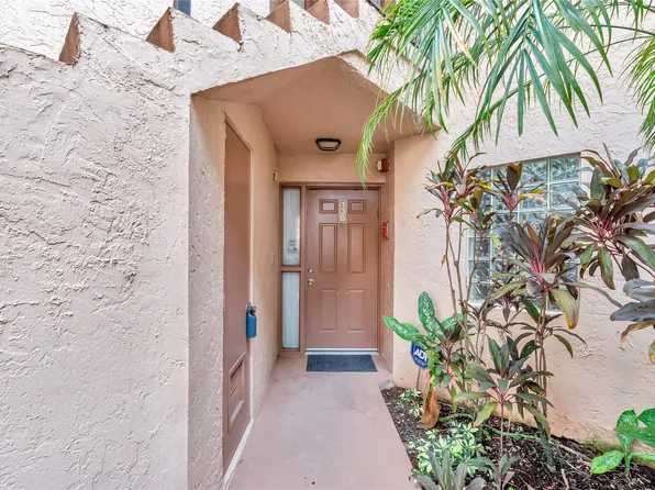 10690 NW 14th Street #136, Plantation, FL 33322