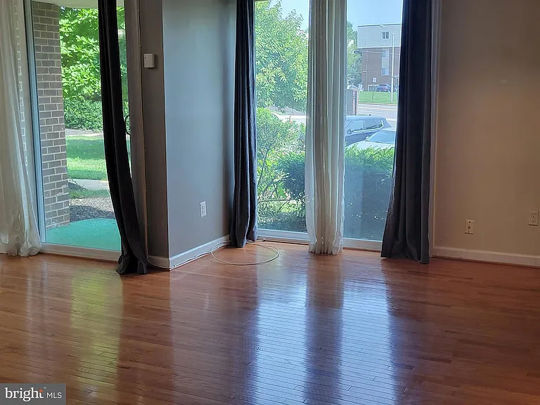 10239 Prince Pl #104 — Photo 12