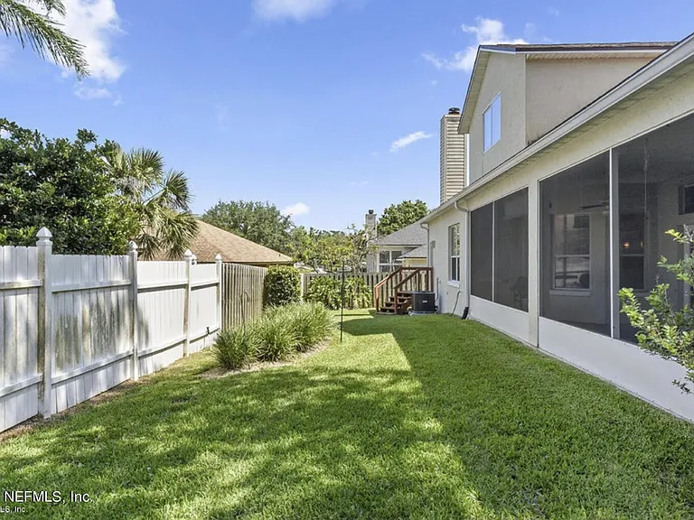 3845 Danforth Dr W — Photo 34