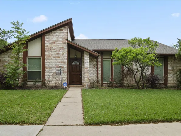 2834 Cotton Stock Dr, Sugar Land, TX 77479