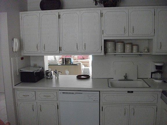 4th image of 877 NE 195th St APT 417