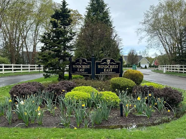 86 Golden Spruce Drive #48, Calverton, NY 11933