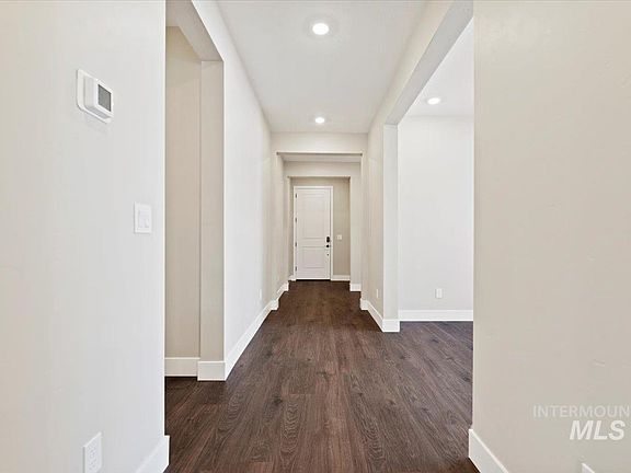 3rd image of 12108 S Glory Ln