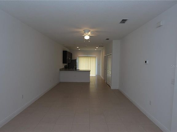 3rd image of 629 Yak Ct #629